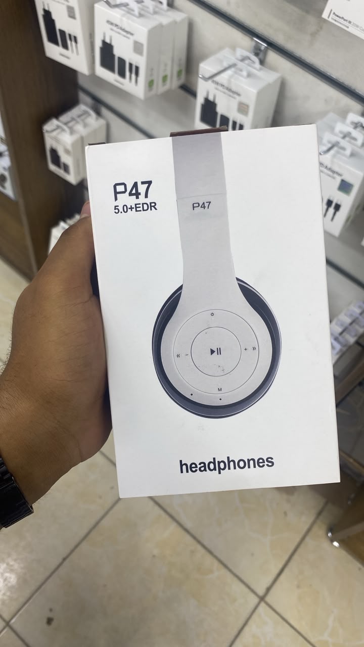 P47 Wireless Headphones — front packaging
